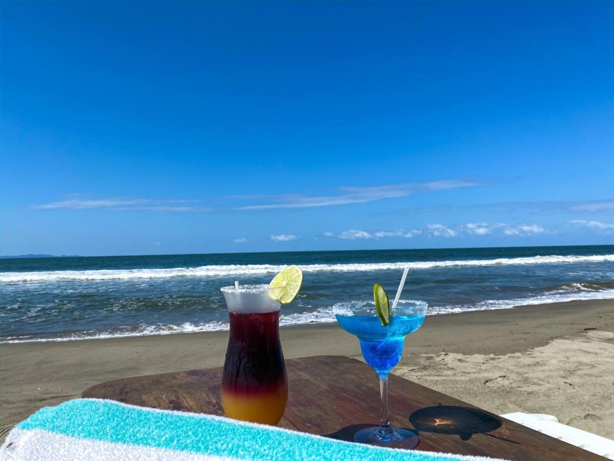 La Ensenada Beach Resort Tela Luaran gambar