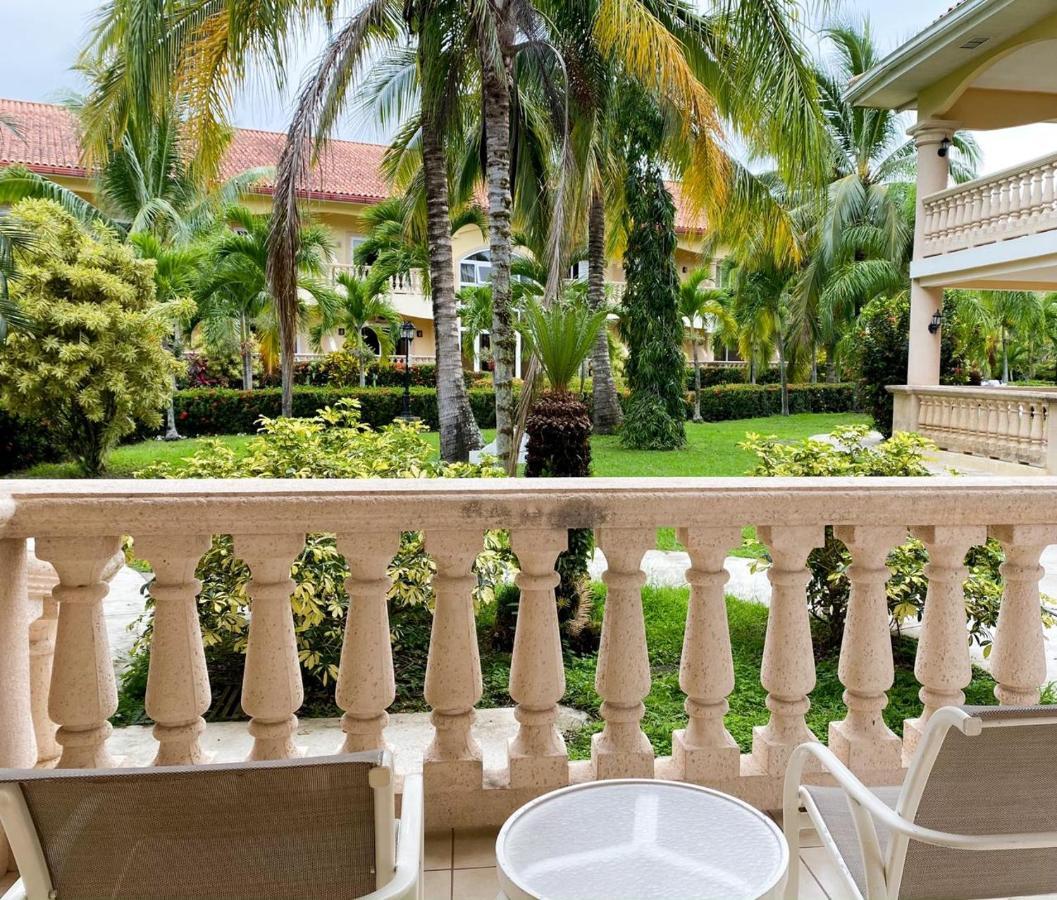 La Ensenada Beach Resort Tela Luaran gambar