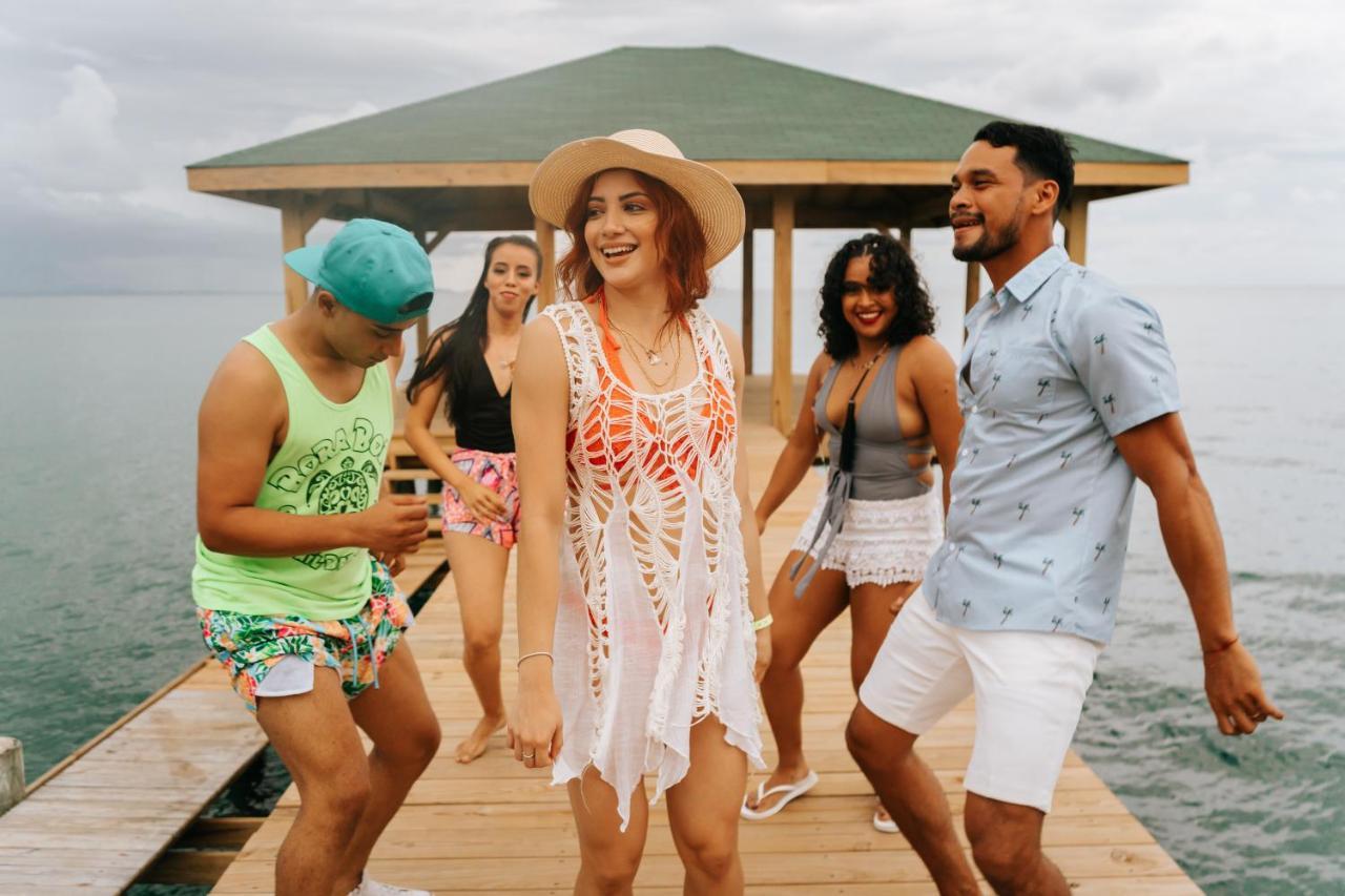 La Ensenada Beach Resort Tela Luaran gambar