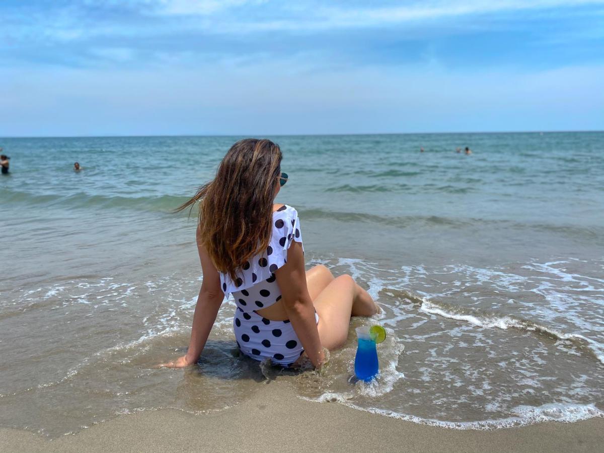 La Ensenada Beach Resort Tela Luaran gambar