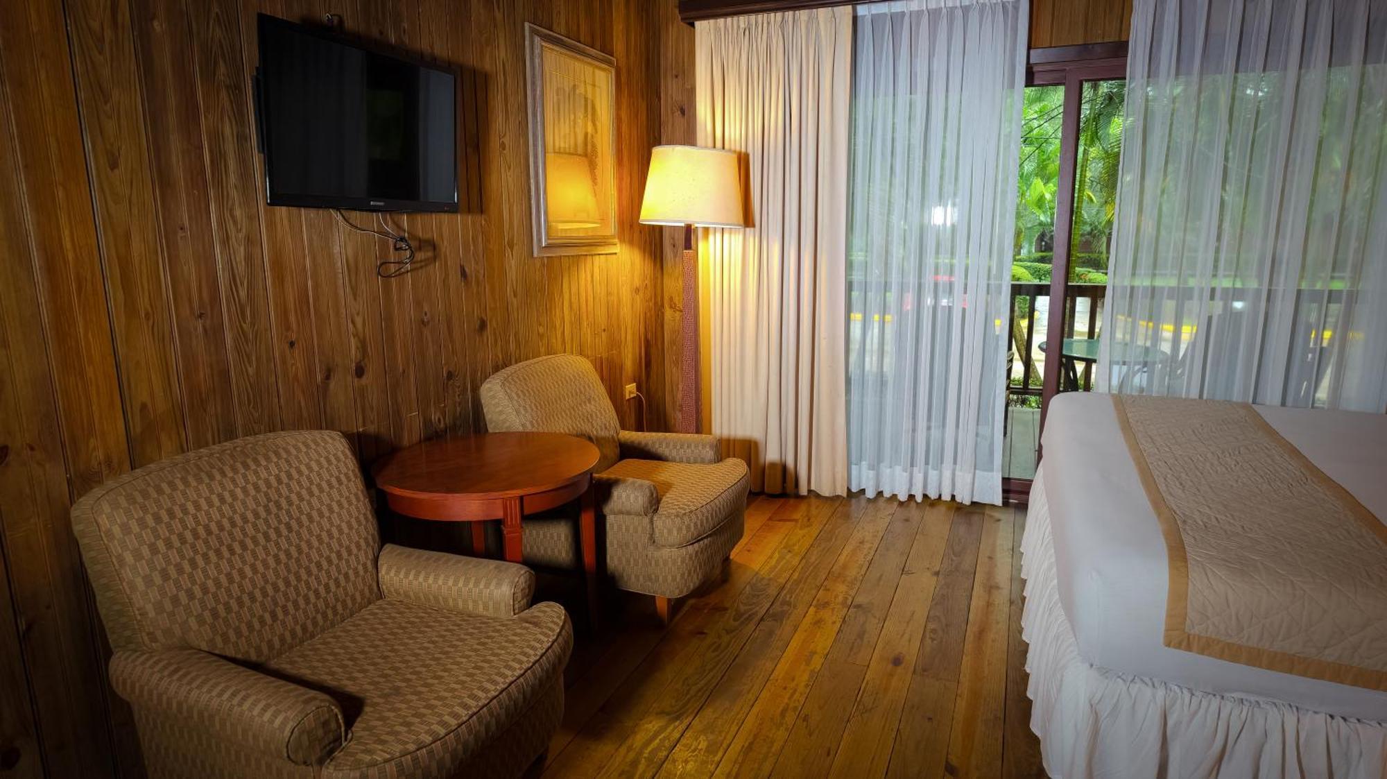 La Ensenada Beach Resort Tela Luaran gambar