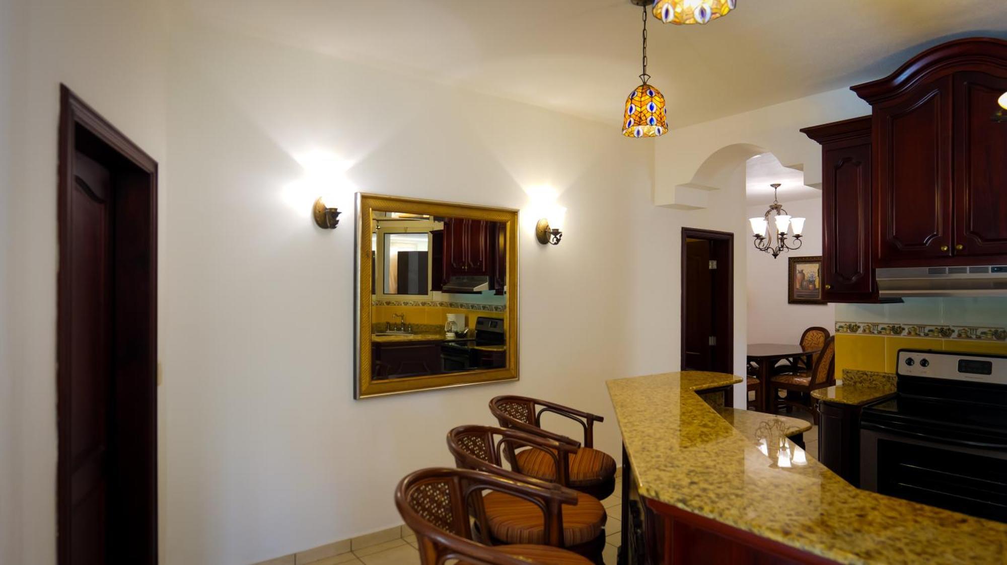 La Ensenada Beach Resort Tela Luaran gambar